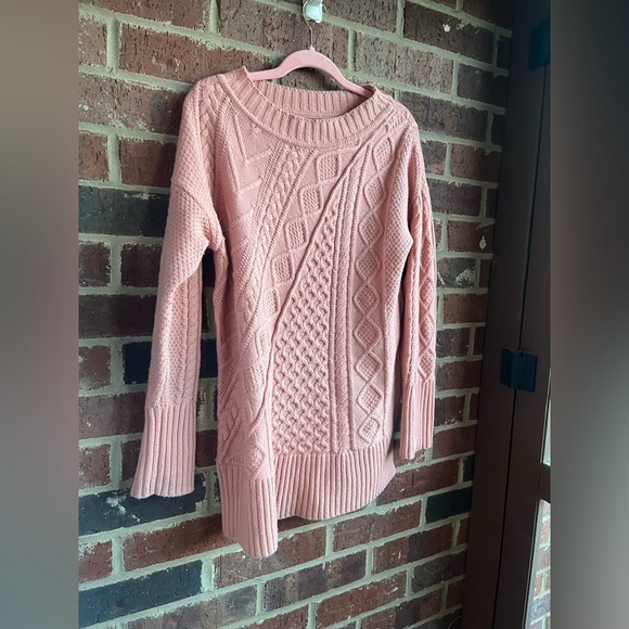 J. Crew Wool Blend Cable Knit Oversized Chunky Sweater Size Medium - Picture 3 of 11